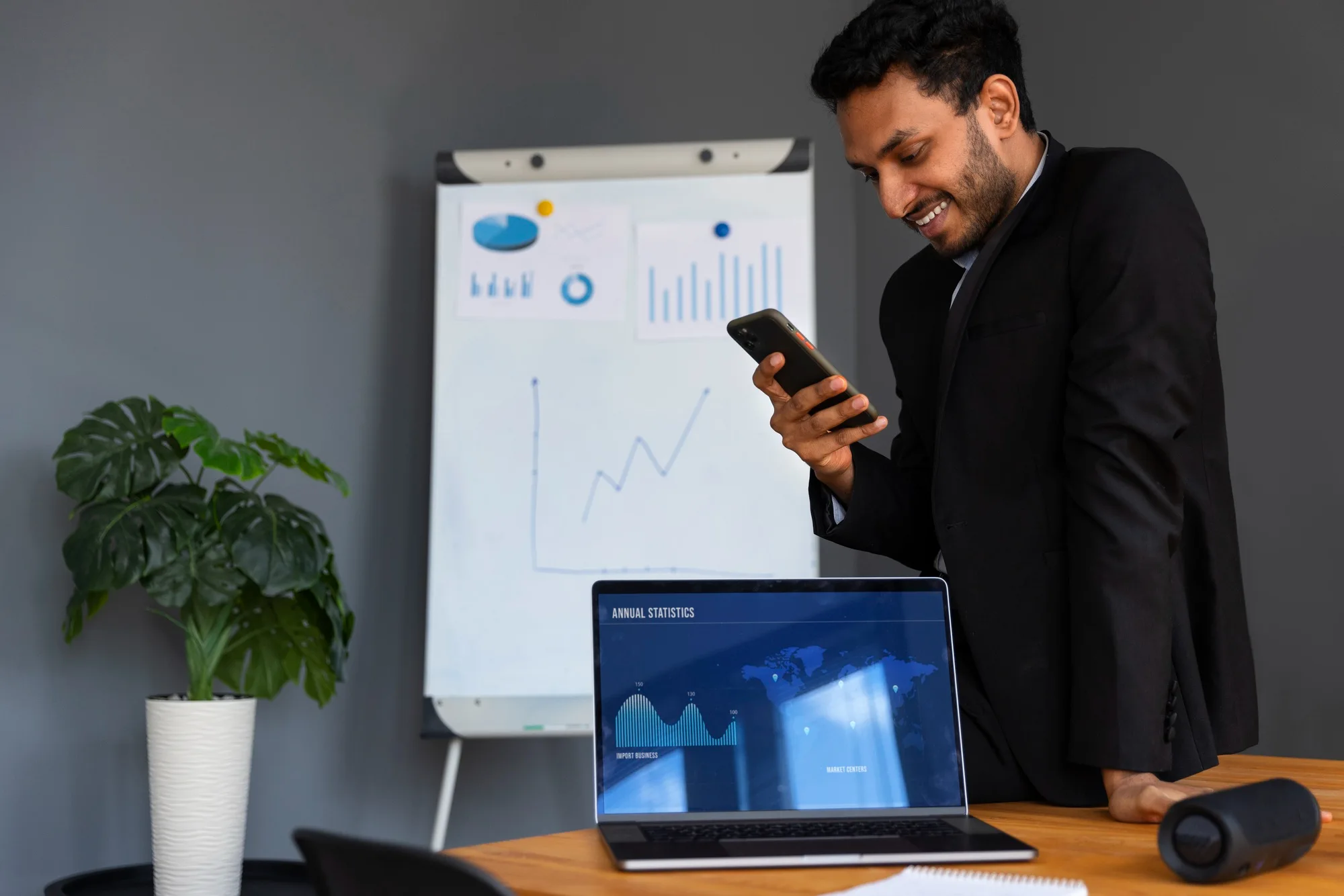 Best CRM Dashboard UX Mobile